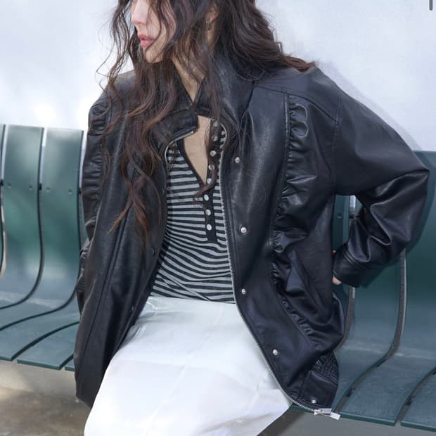 *새상품* 미치코런던 코시노 셔링 레더 블루종 자켓 블랙 / 정가 169