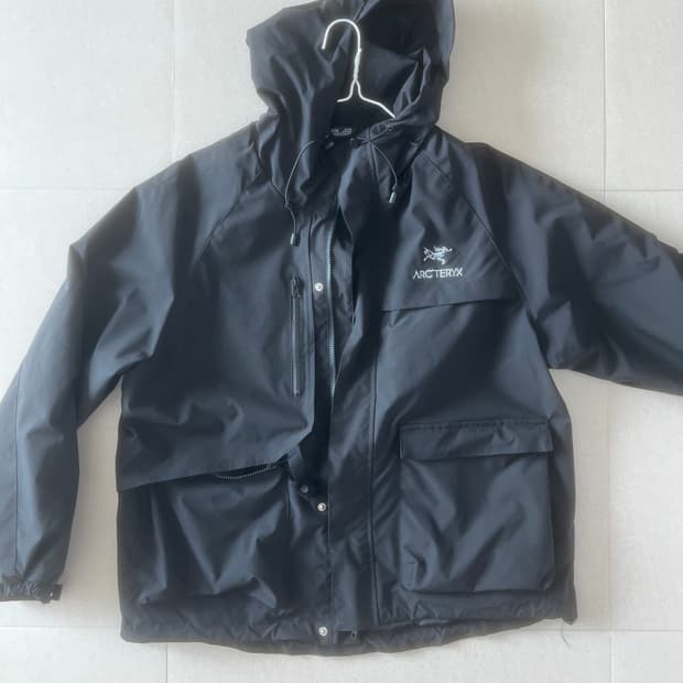 아크테릭스 바람막이