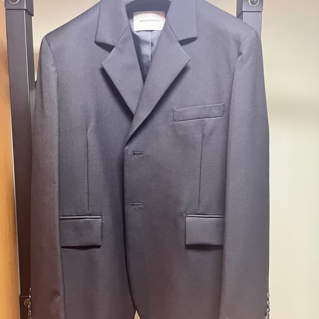 인사일런스 오버핏 울 블레이저 S