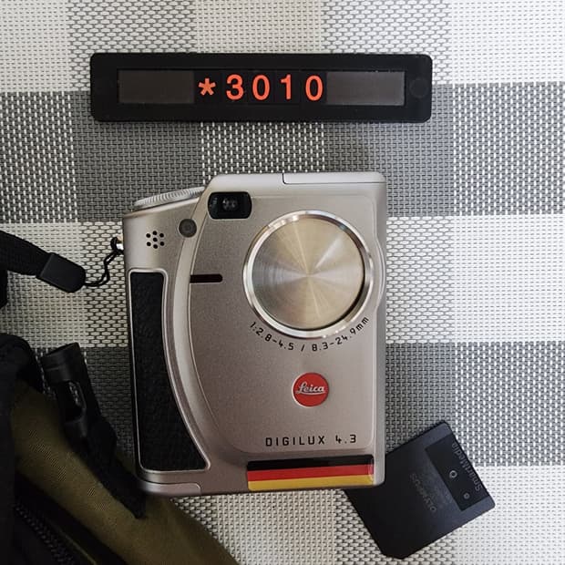 라이카 디지룩스 4.3 디지털카메라 파우치 포함