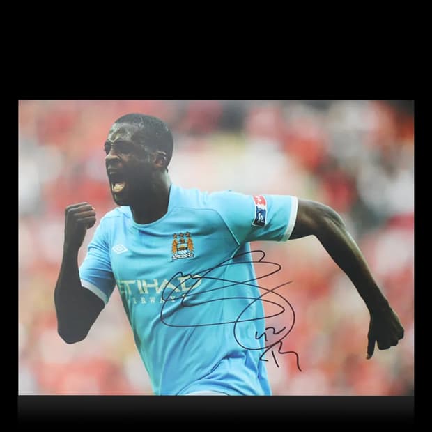 야야 투레 친필싸인