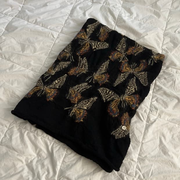 캐피탈 축융 울 나비 버터플라이 머플러 블랙