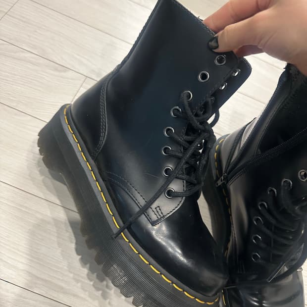 닥터마틴 제이든 240