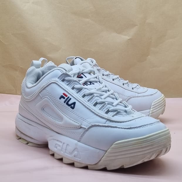 휠라 디스럽터2 운동화250 