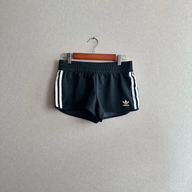 아디다스 쇼츠 85
