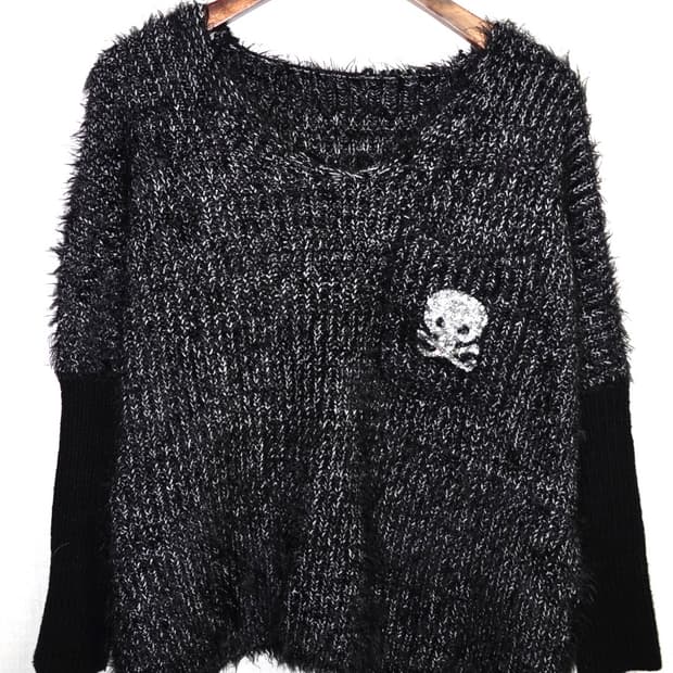 Skull point black sleeve