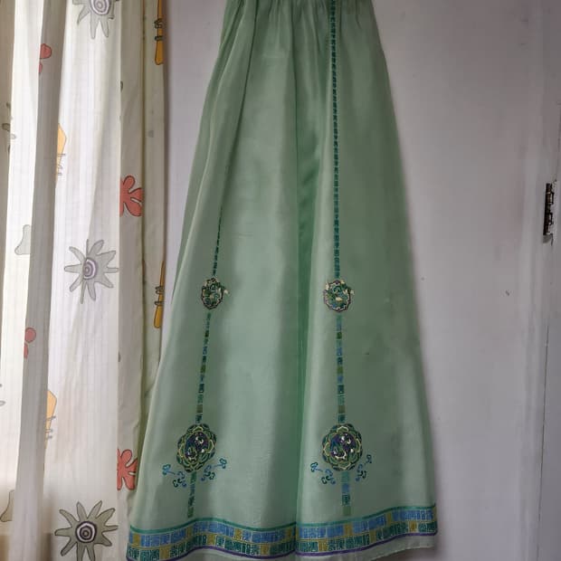 민트색 한복치마