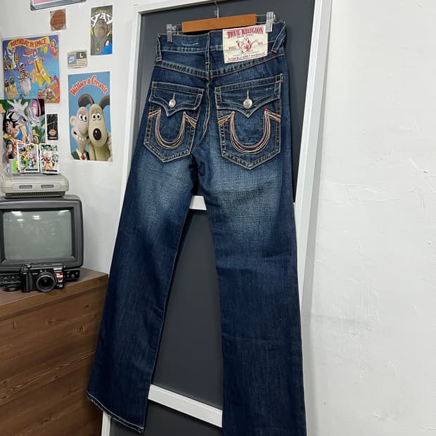 True Religion 트루릴리젼 빌리 슈퍼 T 부츠컷 나팔 데님 팬츠
