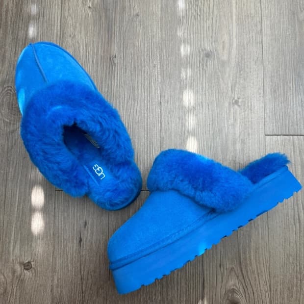 UGG 디스케트 블루 230~235 새상품