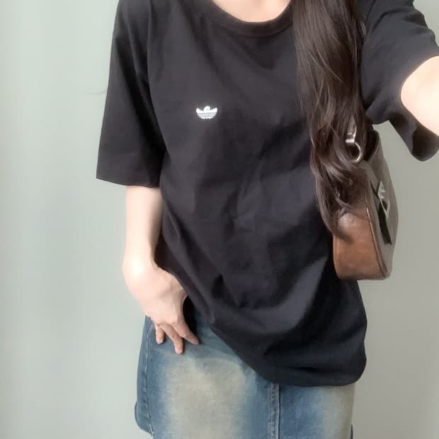 아디다스 반팔티