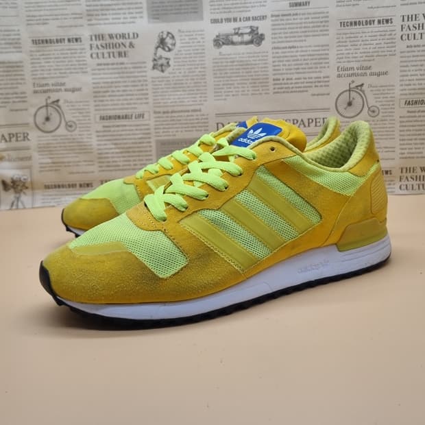 아디다스 ZX700 남성 운동화 265