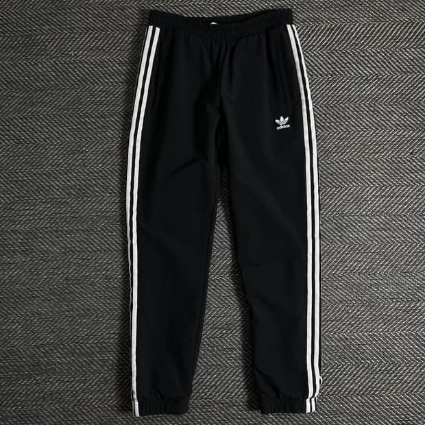아디다스 신형 와이드핏 우븐 트랙팬츠o 3360