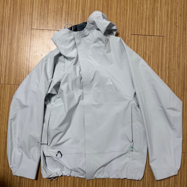 나이키 acg 바람막이