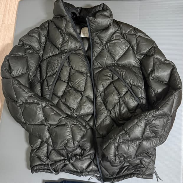 [L] 아워레가시 로아 하이킹 누나 800 패딩