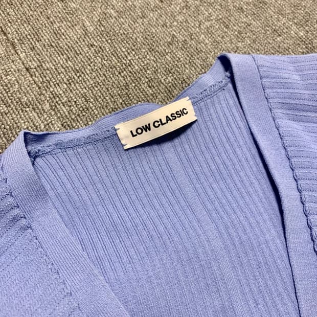 로우클래식 크롭 가디건