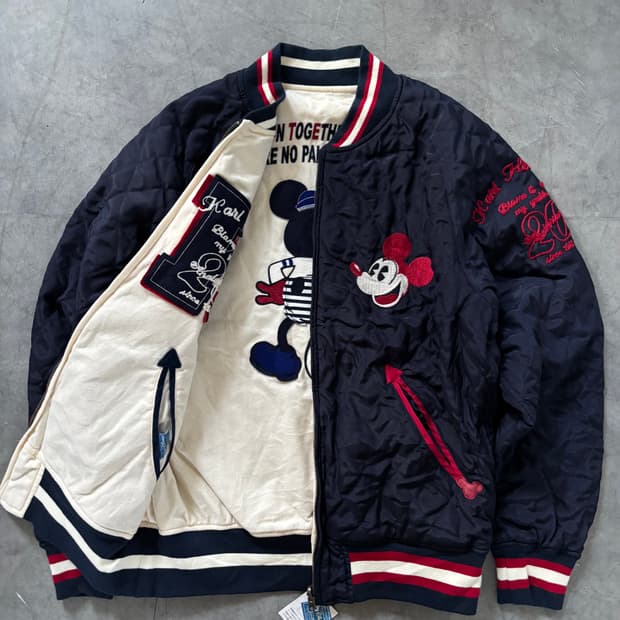 칼 헬무트 x 디즈니 20주년 리버시블 퀼팅 스카잔 점퍼