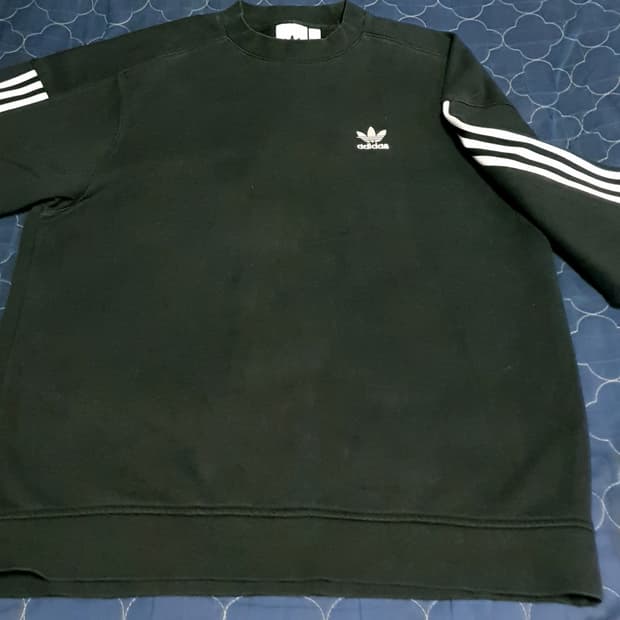 아디다스 락업 테크 트레포일 기모 맨투맨 블랙 (XS)