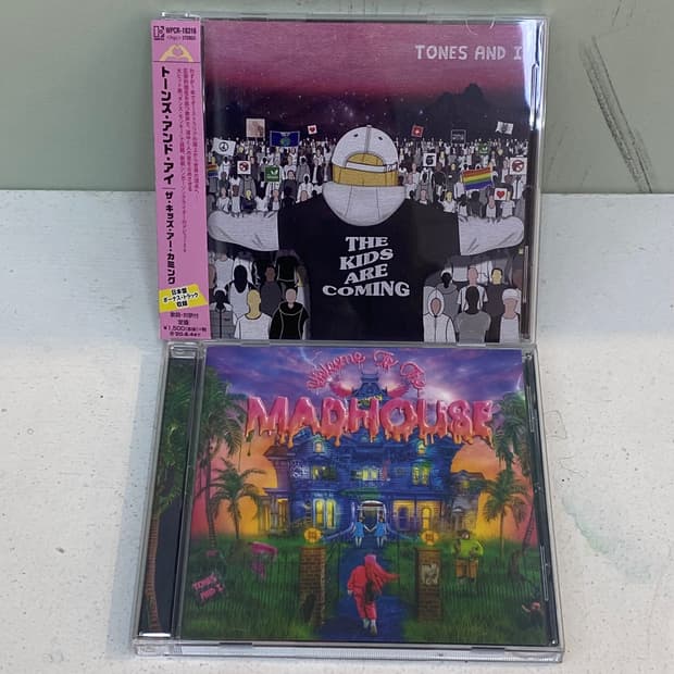 (CD) Tones And I 2종 일괄