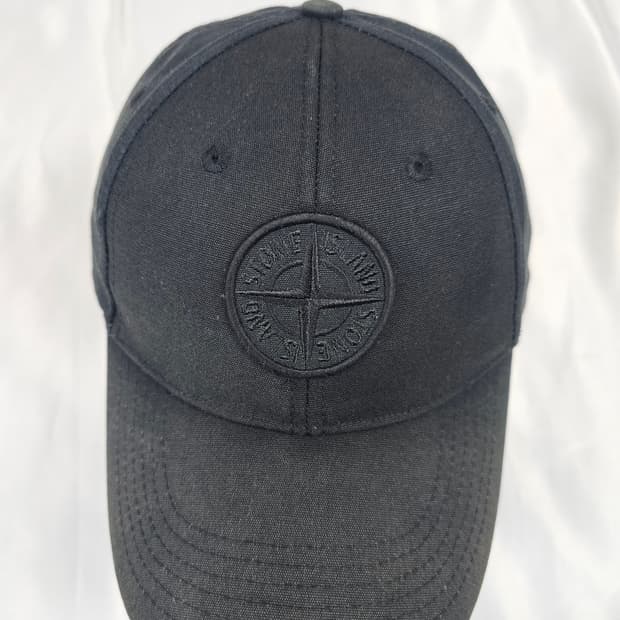 스톤아일랜드볼캡