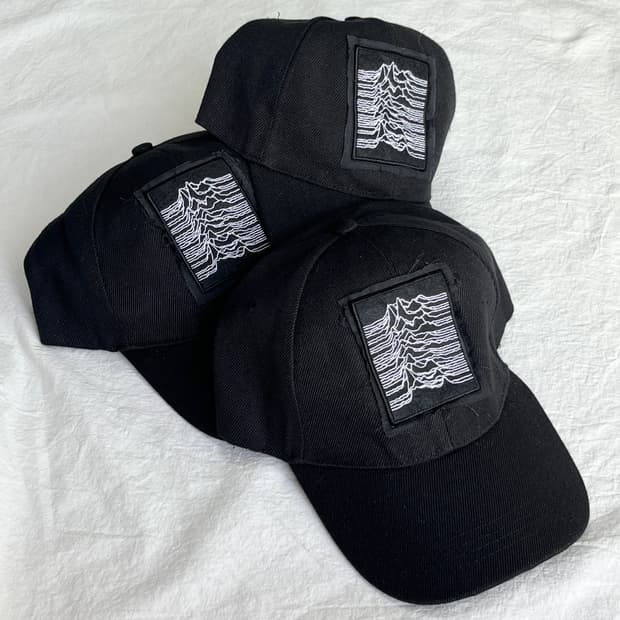 조이디비전 디스트로이드 자수 패치 블랙 볼캡 모자