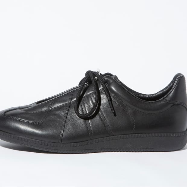 데베시용 DV RACING TRAINERS 01 레이싱 트레이너