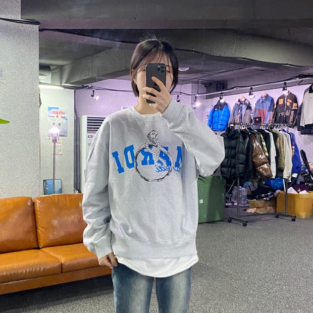 마르디 메크르디 빅로고 링 스웻 B4130