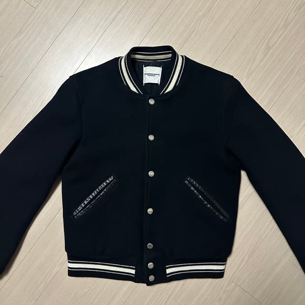 Takahiromiyashita The Soloist 바시티 자켓