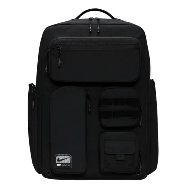 나이키 유틸리티 엘리트 백팩 37L 블랙 화이트 팝니다.