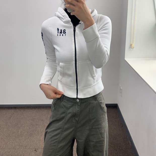 Abercrombie 아베크롬비 사이드로고 화이트 후드집업