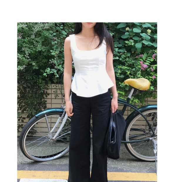 Blemto 스퀘어 슬리브리스 블라우스 (white)