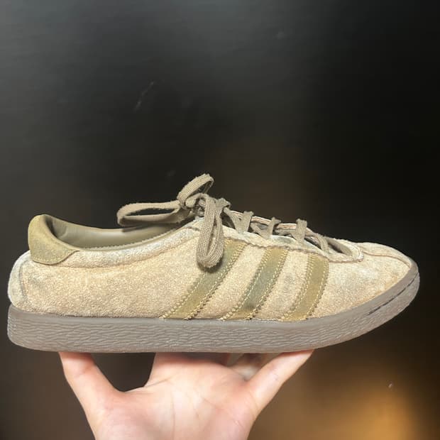 아디다스 토바코 팬톤메사 브라운 240