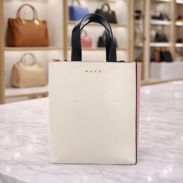 [S급] 마르니 뮤제오 토트 숄더백 판매합니다!!!