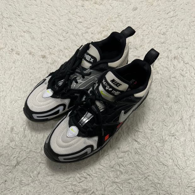 Nike Air VaporMax EVO running shoes