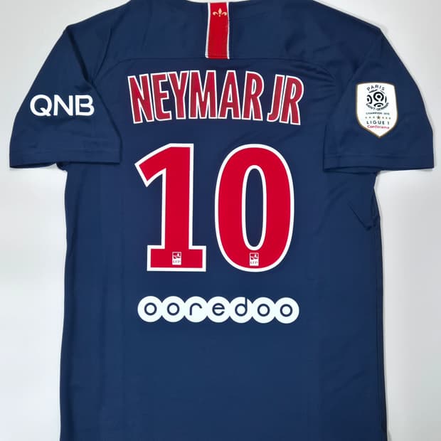 18-19시즌 파리생제르망 네이마르 홈 유니폼 M사이즈