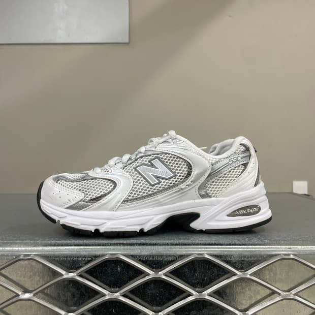 뉴발란스 530 화이트 실버 225