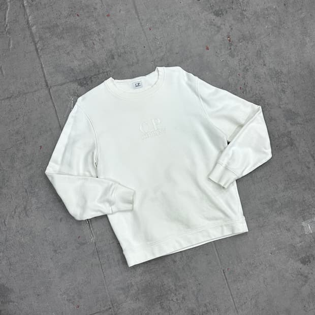 CP컴퍼니 맨투맨