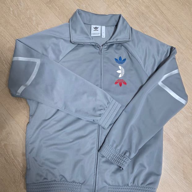 아디다스 리플렉티브 메탈 트랙탑 그레이