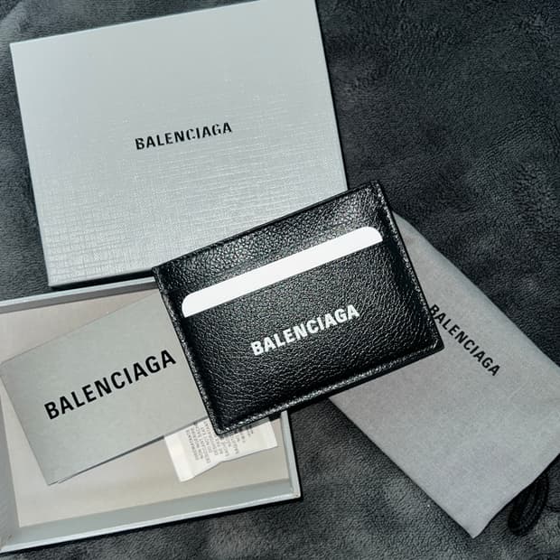 발렌시아가 카드 지갑