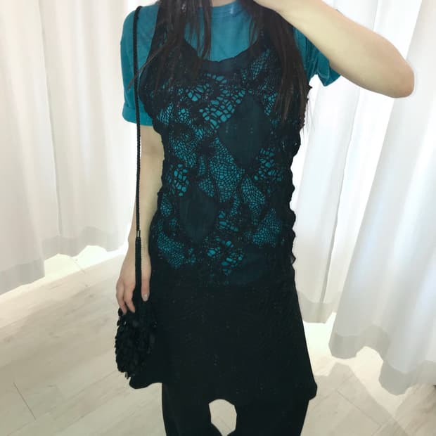 청록색 티셔츠