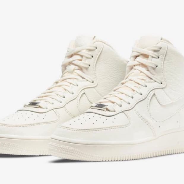 나이키 에어포스 1 하이탑 240