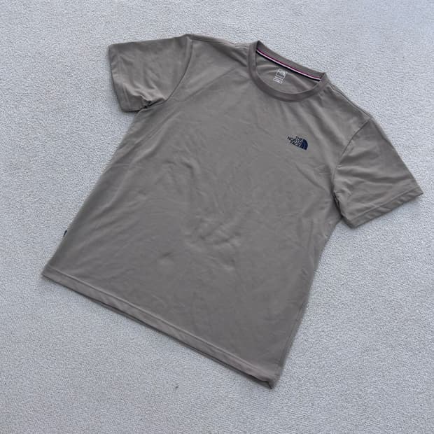 L 노스페이스 레귤러핏 반팔 티셔츠 0408E2