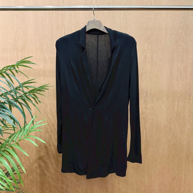 스피치오 롱 니트 가디건 카라넥 원 버튼 디테일 루즈핏 블랙