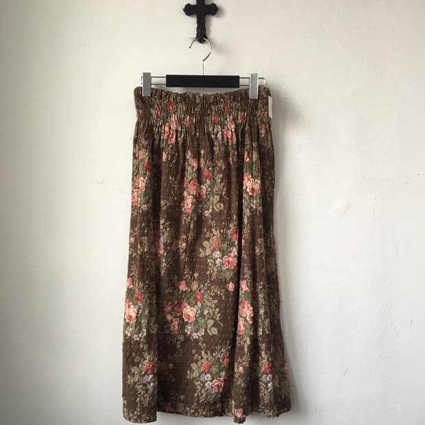 Flower patter nskirt