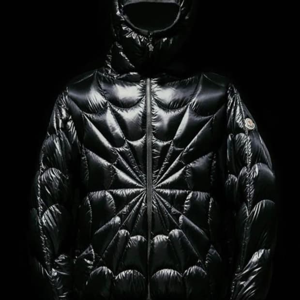 몽클레어 스파이더맨 패딩 자켓