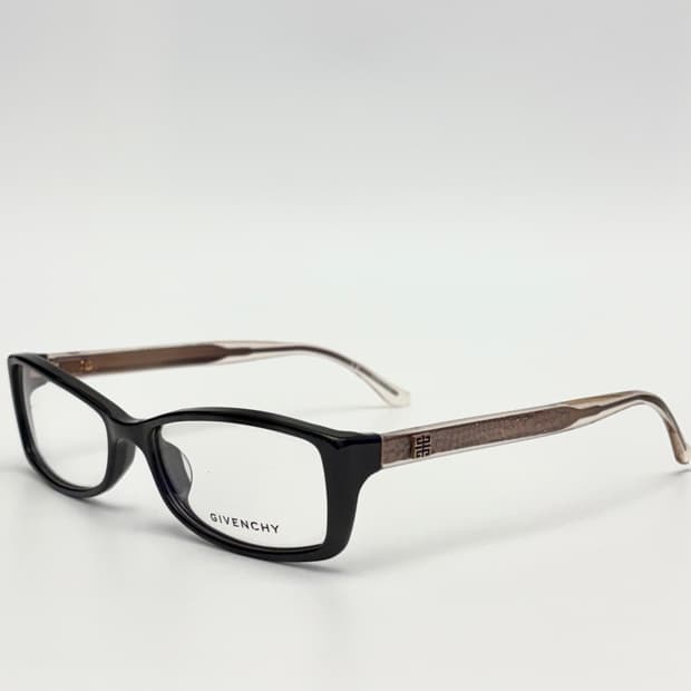 지방시 뿔테 안경