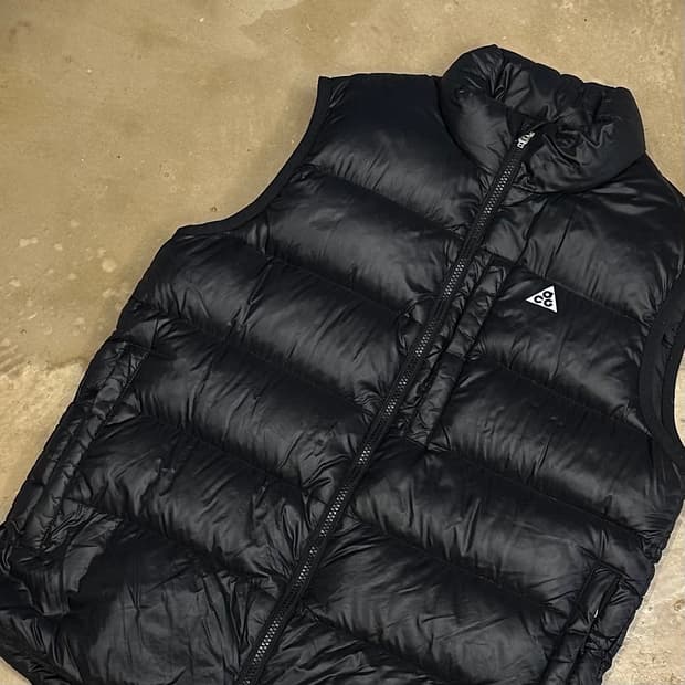 M 나이키 acg 구스다운 패딩 베스트