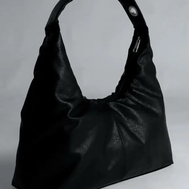 (새상품) 밋맷밋 meringue black 