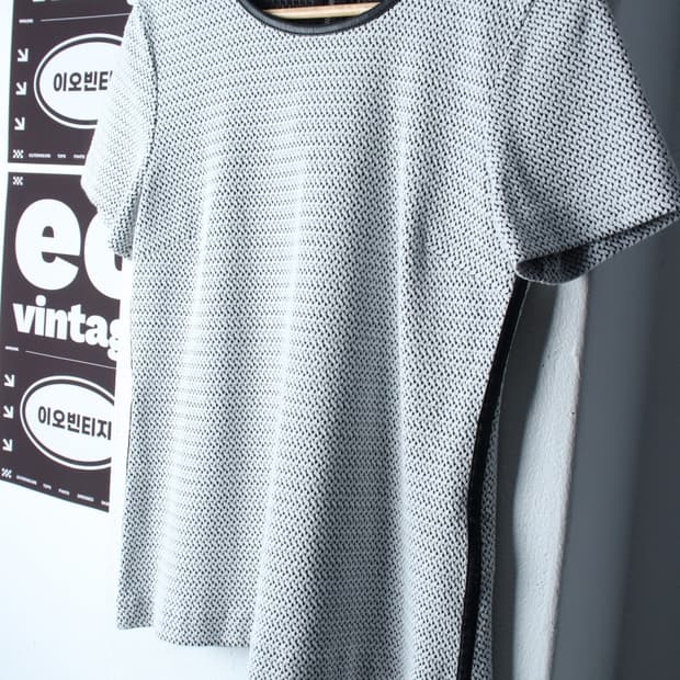 W(S-M) DKNY 디케이앤와이 도나카란 반팔 티셔츠 패턴-H32484