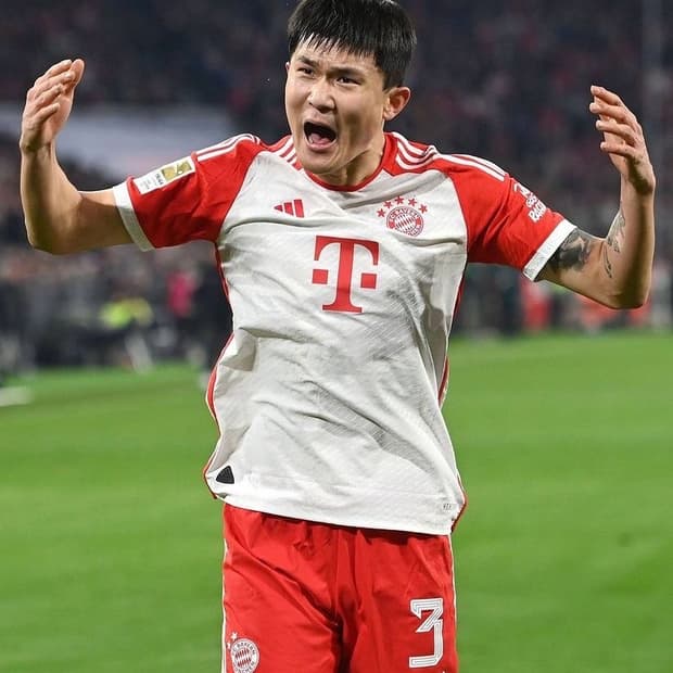 급처 23-24 뮌헨 김민재 챔스 마킹 어센틱 L유니폼 판매