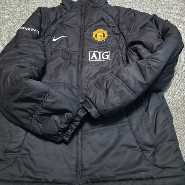 나이키 맨체스터유나이티드 AIG 패딩 M 100